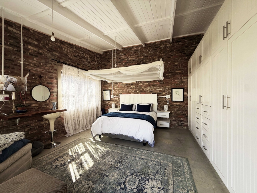 5 Bedroom Property for Sale in Viljoenskroon Rural Free State